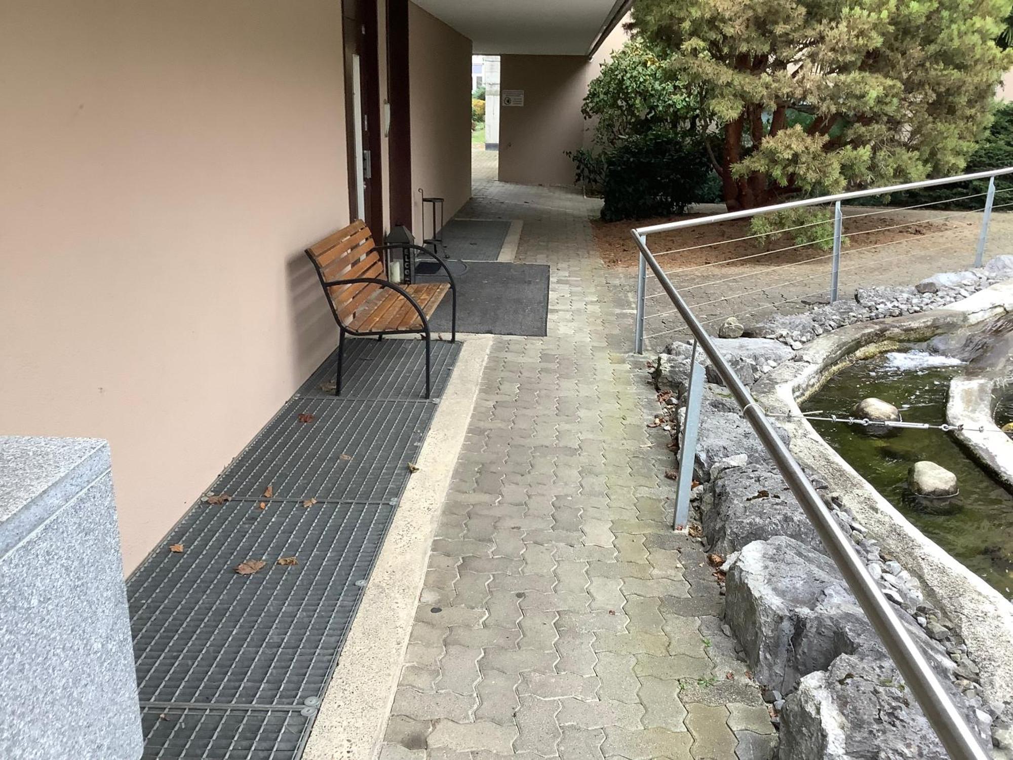 Chambre Spacieuse Et Confortable Avec Ecran Plat Oetwil an Der Limmat Extérieur photo
